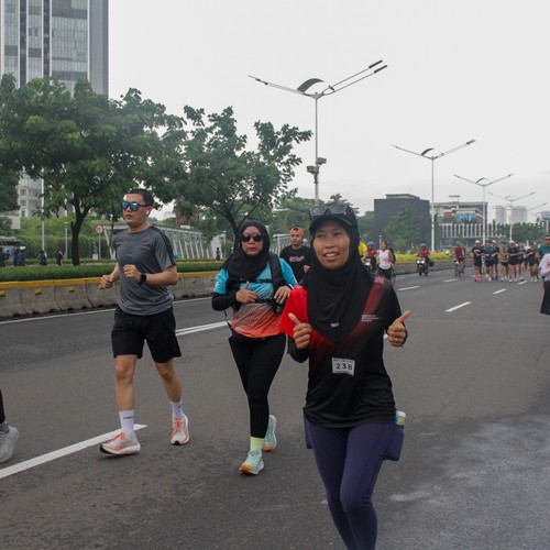 Race photo from FIRST SUNDAY RUN