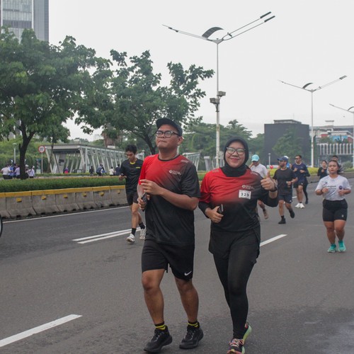 Race photo from FIRST SUNDAY RUN