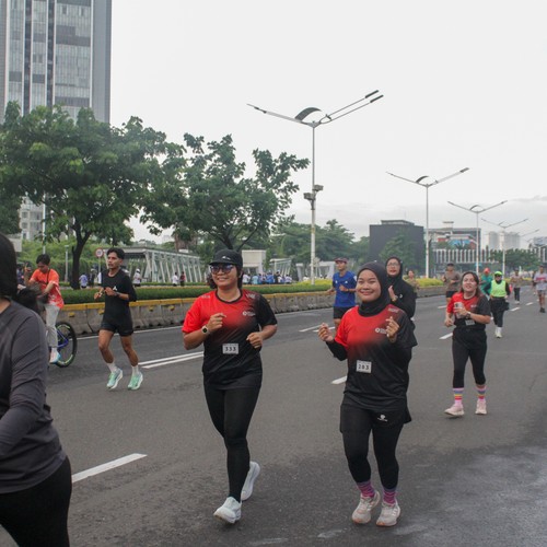 Race photo from FIRST SUNDAY RUN