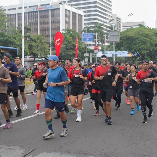 Race photo from FIRST SUNDAY RUN