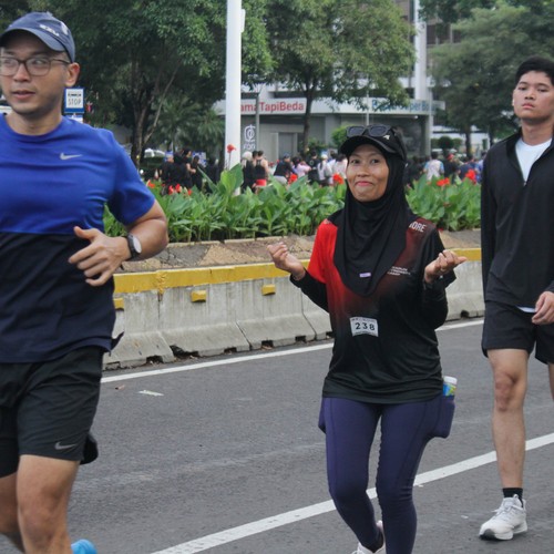 Race photo from FIRST SUNDAY RUN