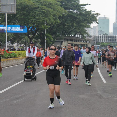 Race photo from FIRST SUNDAY RUN