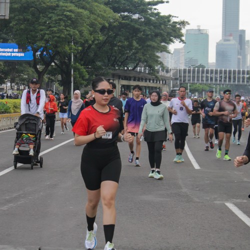 Race photo from FIRST SUNDAY RUN