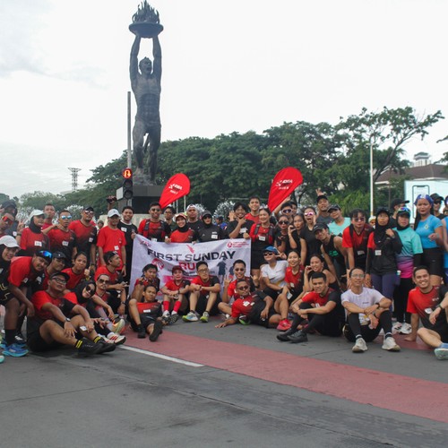 Race photo from FIRST SUNDAY RUN