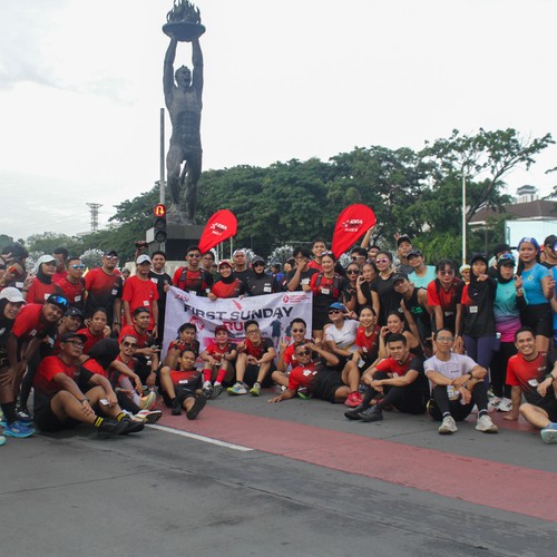 Race photo from FIRST SUNDAY RUN