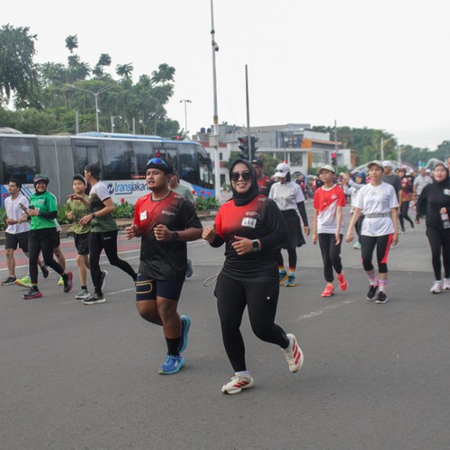 Race photo from FIRST SUNDAY RUN