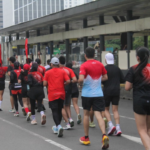 Race photo from FIRST SUNDAY RUN