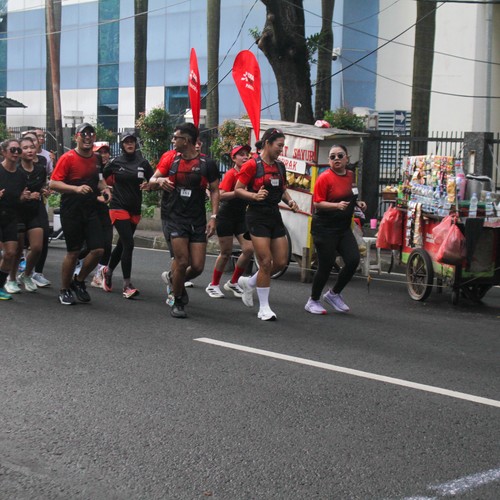 Race photo from FIRST SUNDAY RUN