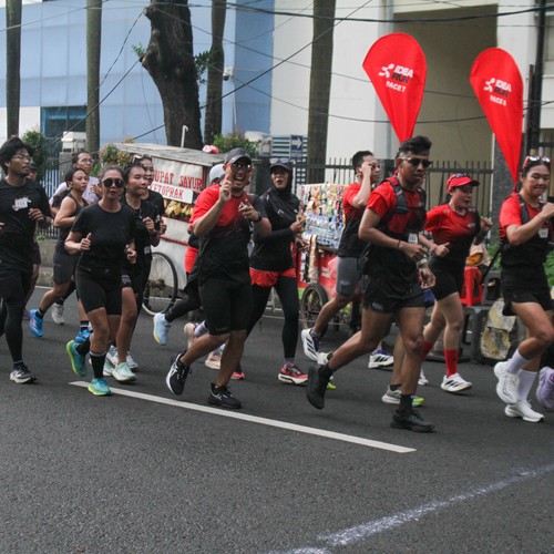 Race photo from FIRST SUNDAY RUN