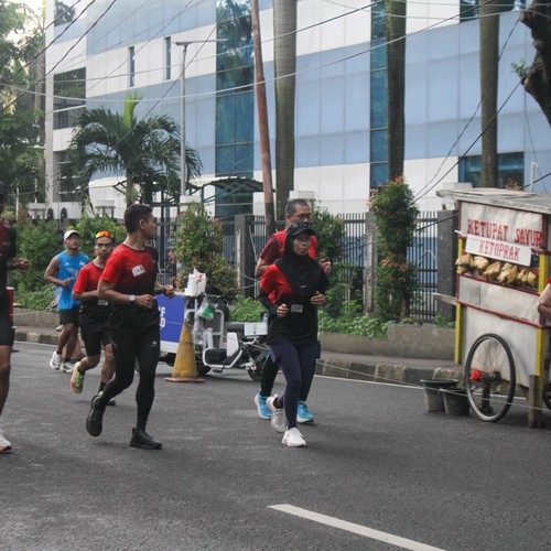 Race photo from FIRST SUNDAY RUN