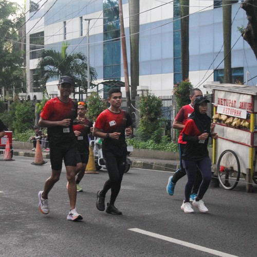 Race photo from FIRST SUNDAY RUN