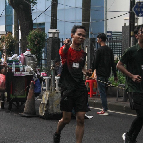 Race photo from FIRST SUNDAY RUN