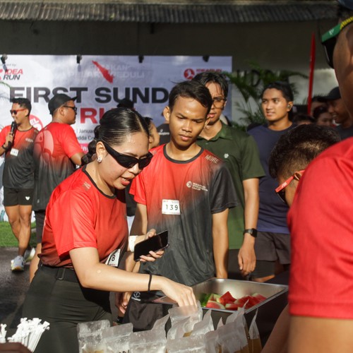 Race photo from FIRST SUNDAY RUN