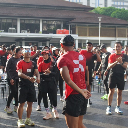 Race photo from FIRST SUNDAY RUN