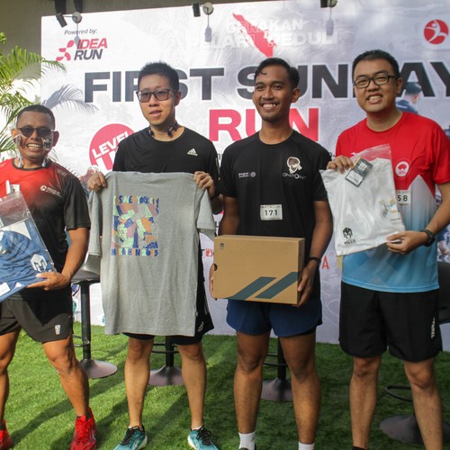 Race photo from FIRST SUNDAY RUN