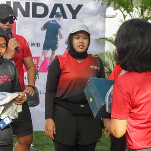 Race photo from FIRST SUNDAY RUN