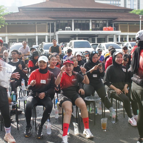 Race photo from FIRST SUNDAY RUN