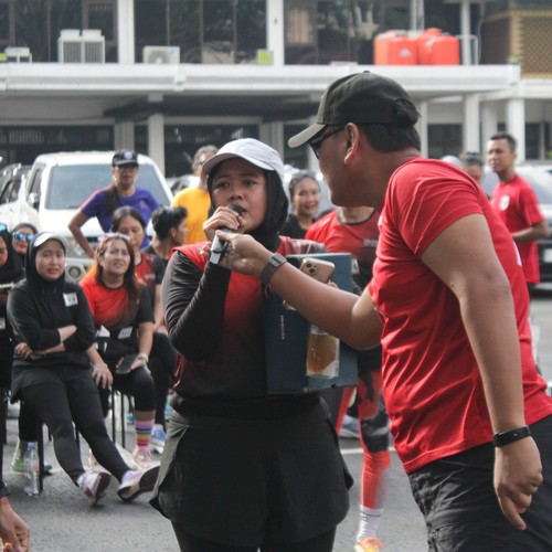 Race photo from FIRST SUNDAY RUN