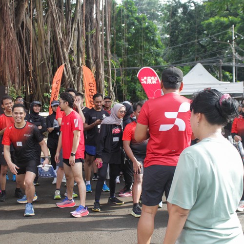 Race photo from FIRST SUNDAY RUN