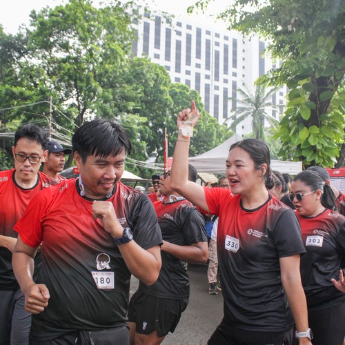 Race photo from FIRST SUNDAY RUN