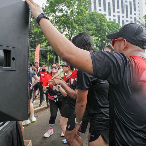Race photo from FIRST SUNDAY RUN