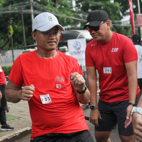Race photo from FIRST SUNDAY RUN