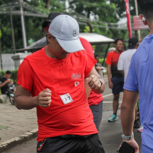 Race photo from FIRST SUNDAY RUN