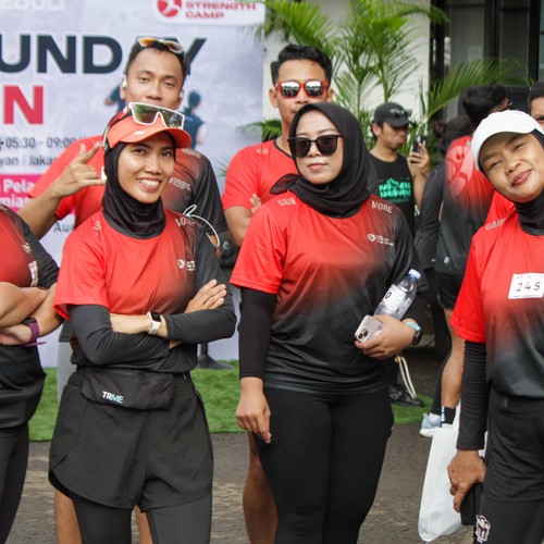 Race photo from FIRST SUNDAY RUN
