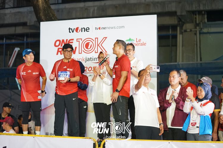 Race photo from ONE RUN 10 K