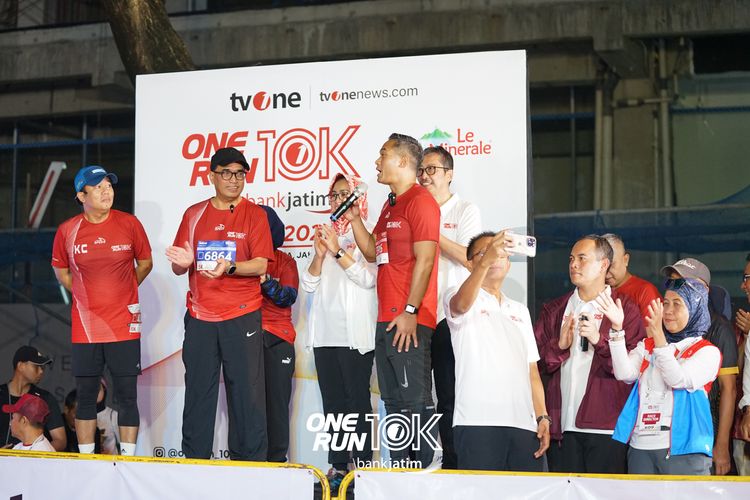 Race photo from ONE RUN 10 K
