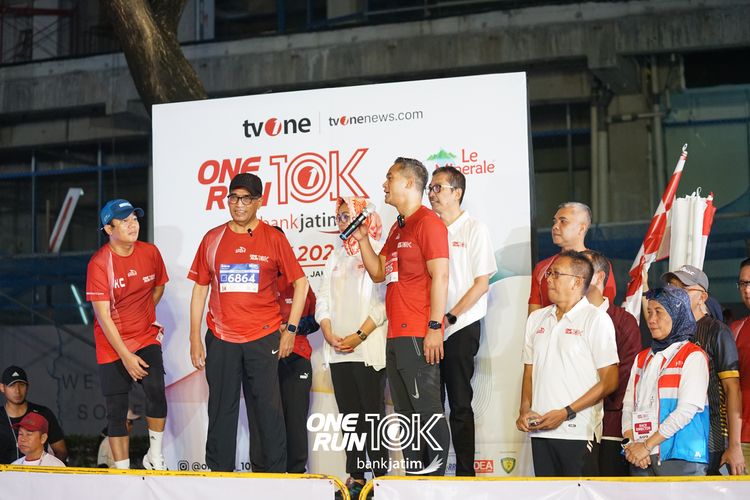 Race photo from ONE RUN 10 K