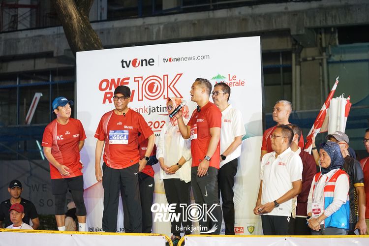 Race photo from ONE RUN 10 K