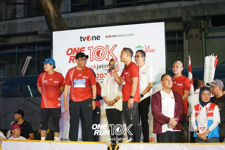 Race photo from ONE RUN 10 K