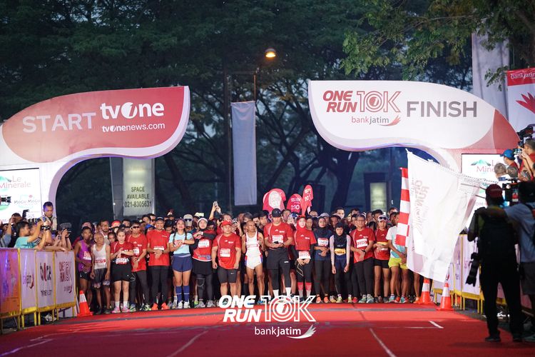 Race photo from ONE RUN 10 K