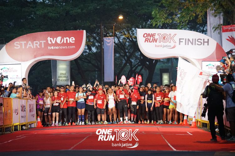 Race photo from ONE RUN 10 K