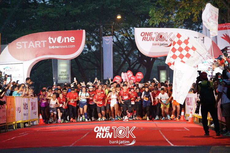 Race photo from ONE RUN 10 K