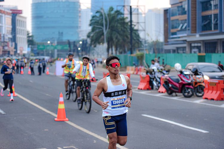 Race photo from NOTARACE 2025
