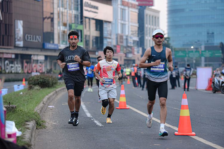 Race photo from NOTARACE 2025