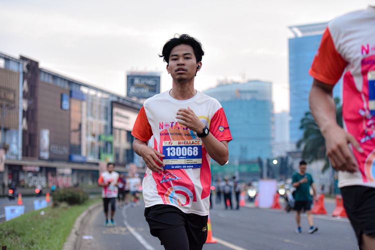 Race photo from NOTARACE 2025
