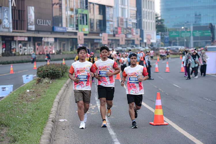 Race photo from NOTARACE 2025
