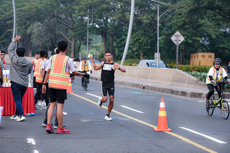 Race photo from NOTARACE 2025