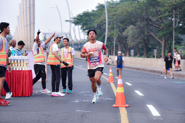 Race photo from NOTARACE 2025