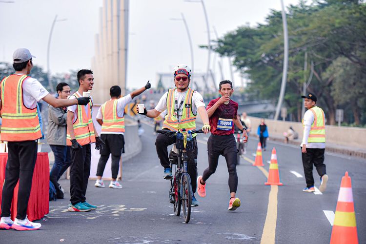 Race photo from NOTARACE 2025