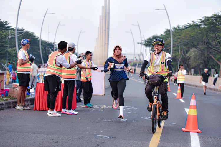 Race photo from NOTARACE 2025
