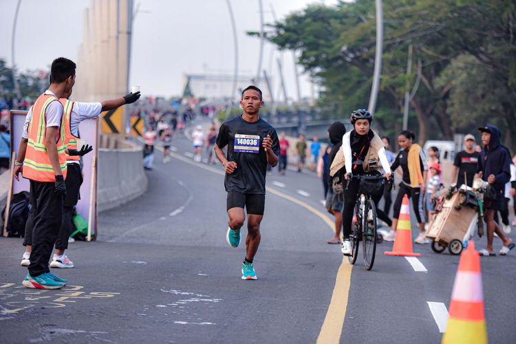 Race photo from NOTARACE 2025
