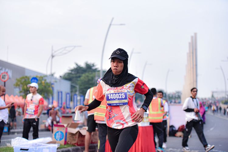 Race photo from NOTARACE 2025