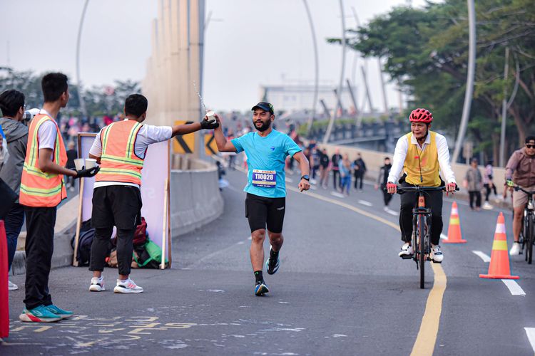 Race photo from NOTARACE 2025