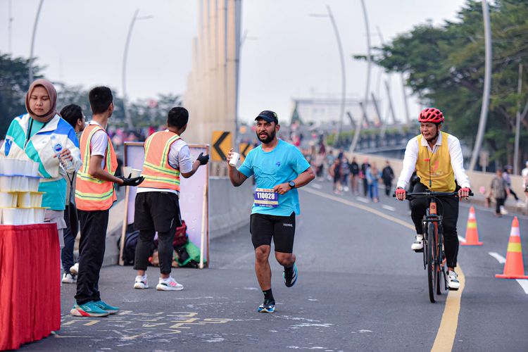 Race photo from NOTARACE 2025