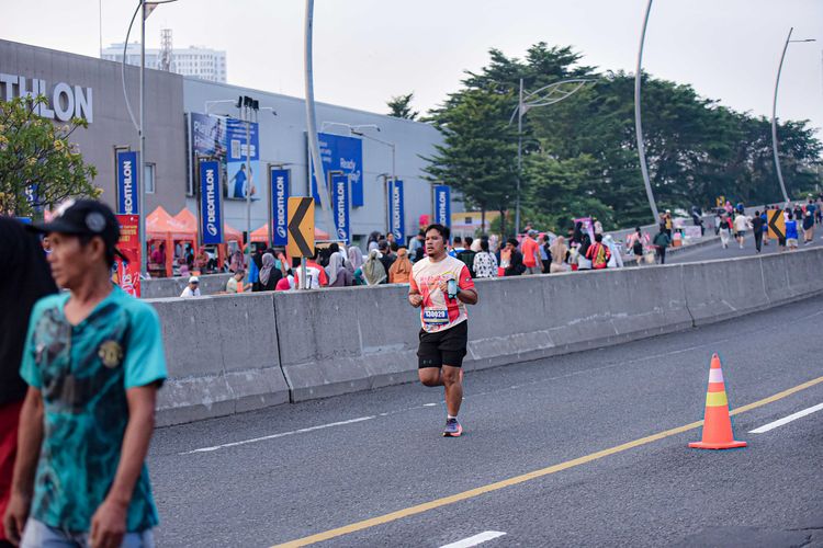 Race photo from NOTARACE 2025