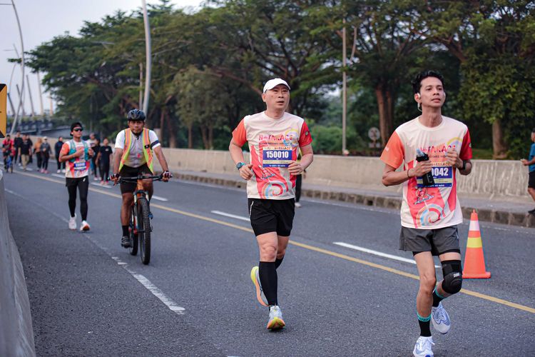 Race photo from NOTARACE 2025